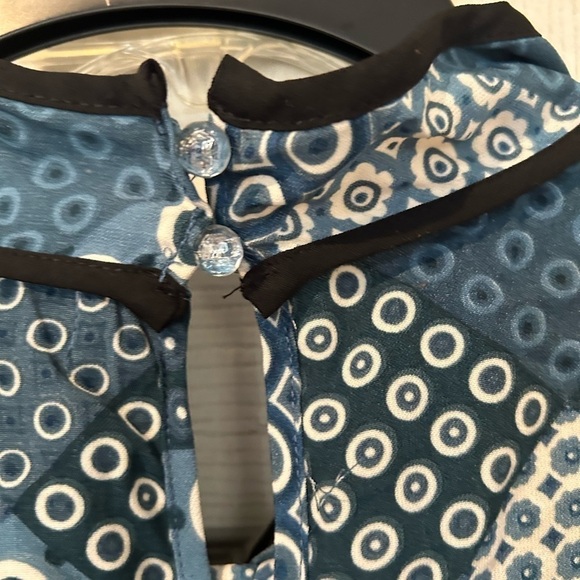 NWOT Lipslide Teal/White/Black Tie Front - Picture 3 of 10